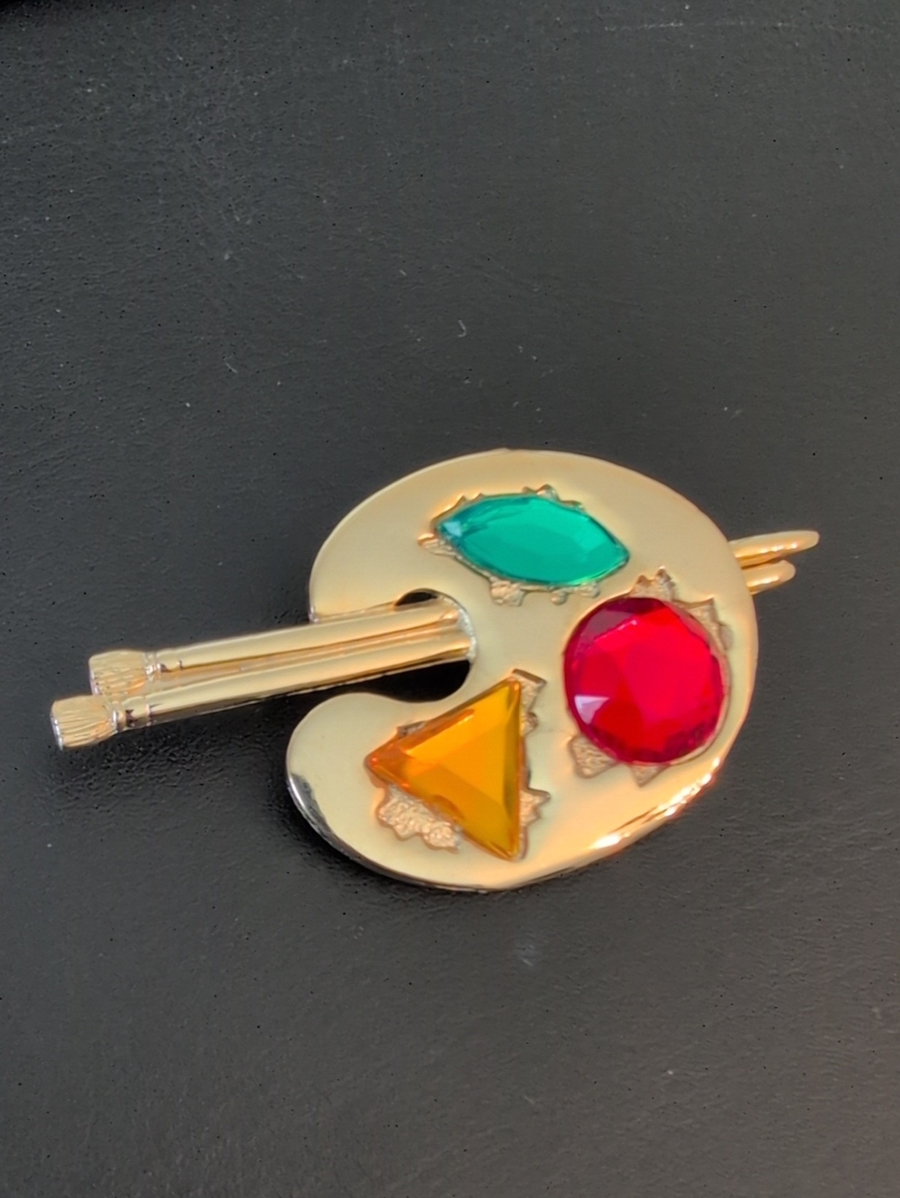 Vintage M. Jent Gold-Tone Artist Palette Brooch with Green, Red, And Yellow